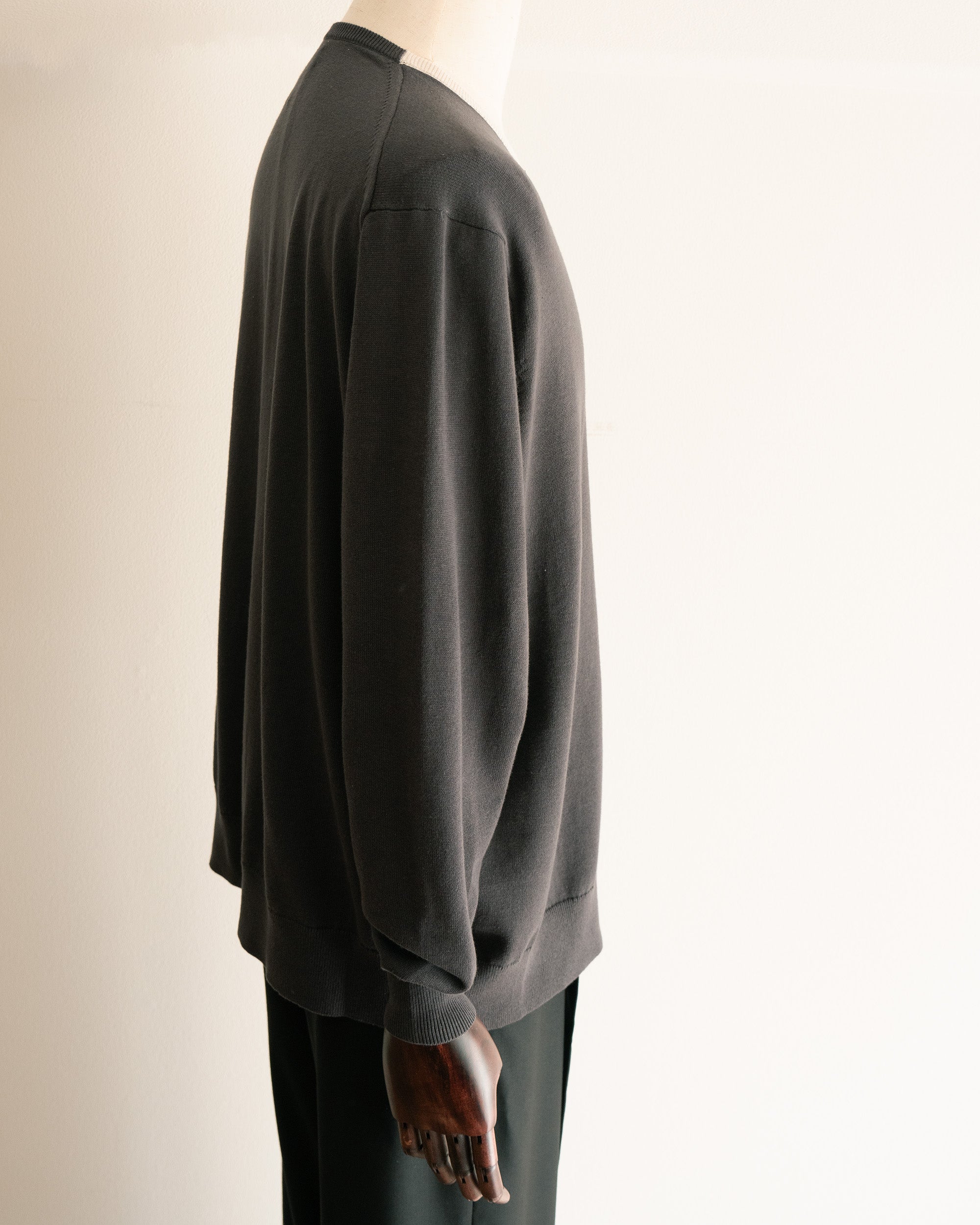 Signature Sweater, CHARCOAL × IVORY