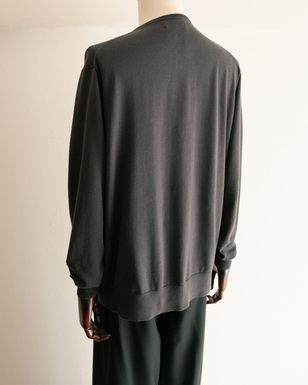 Signature Sweater, CHARCOAL × IVORY