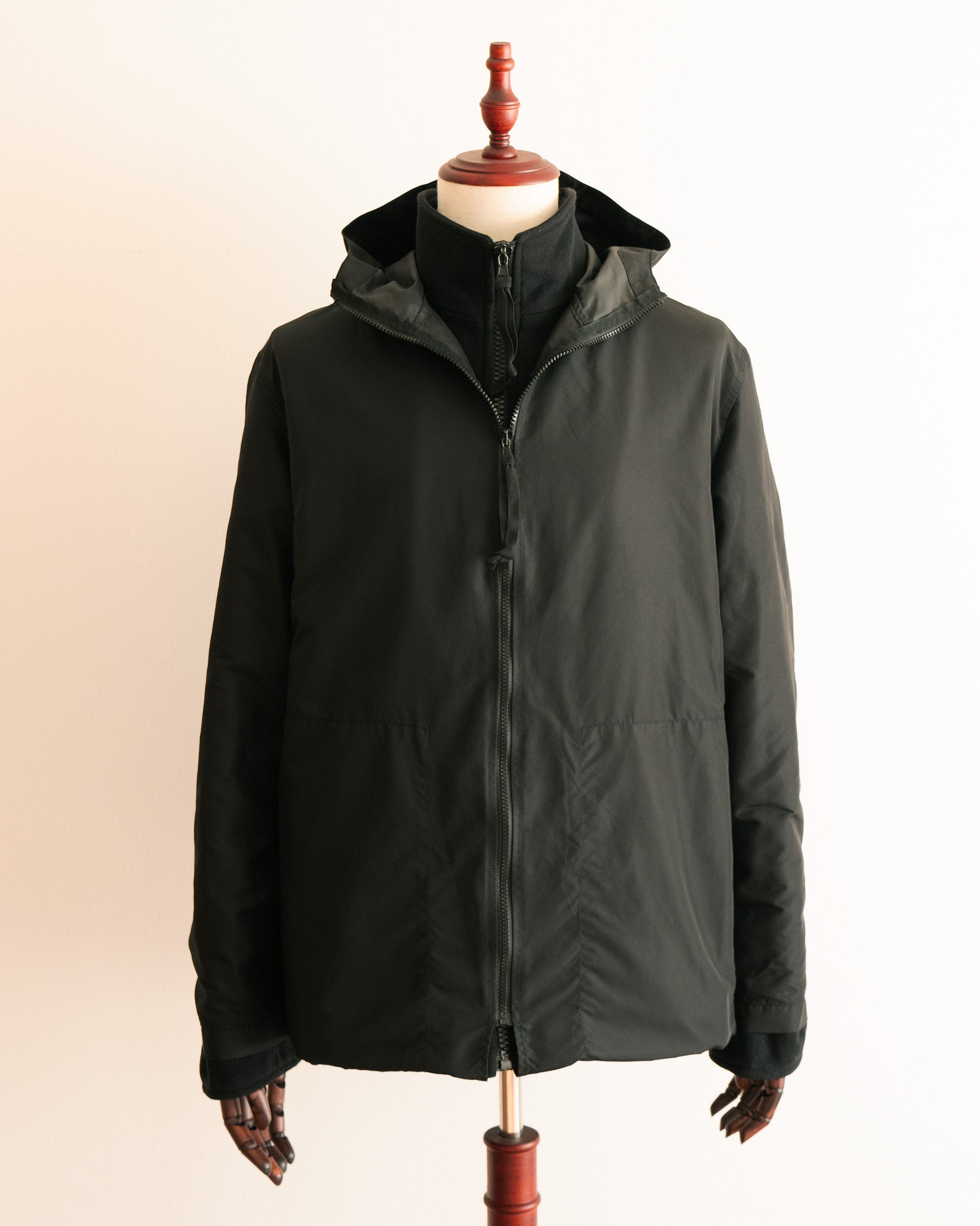 Urban Protection / Hooded Nylon Jacket