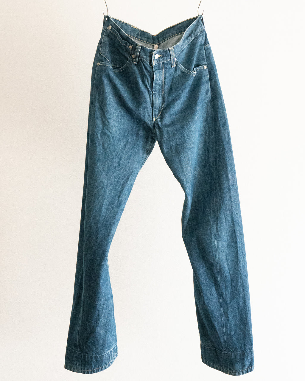 Euro Levi's Engineered Jeans