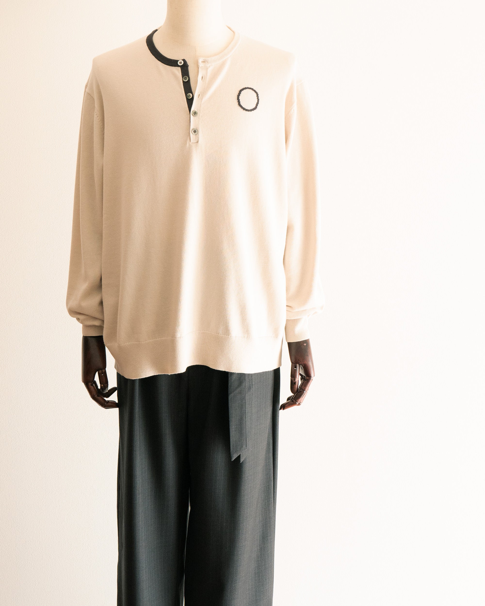 Signature Sweater, IVORY × CHARCOAL