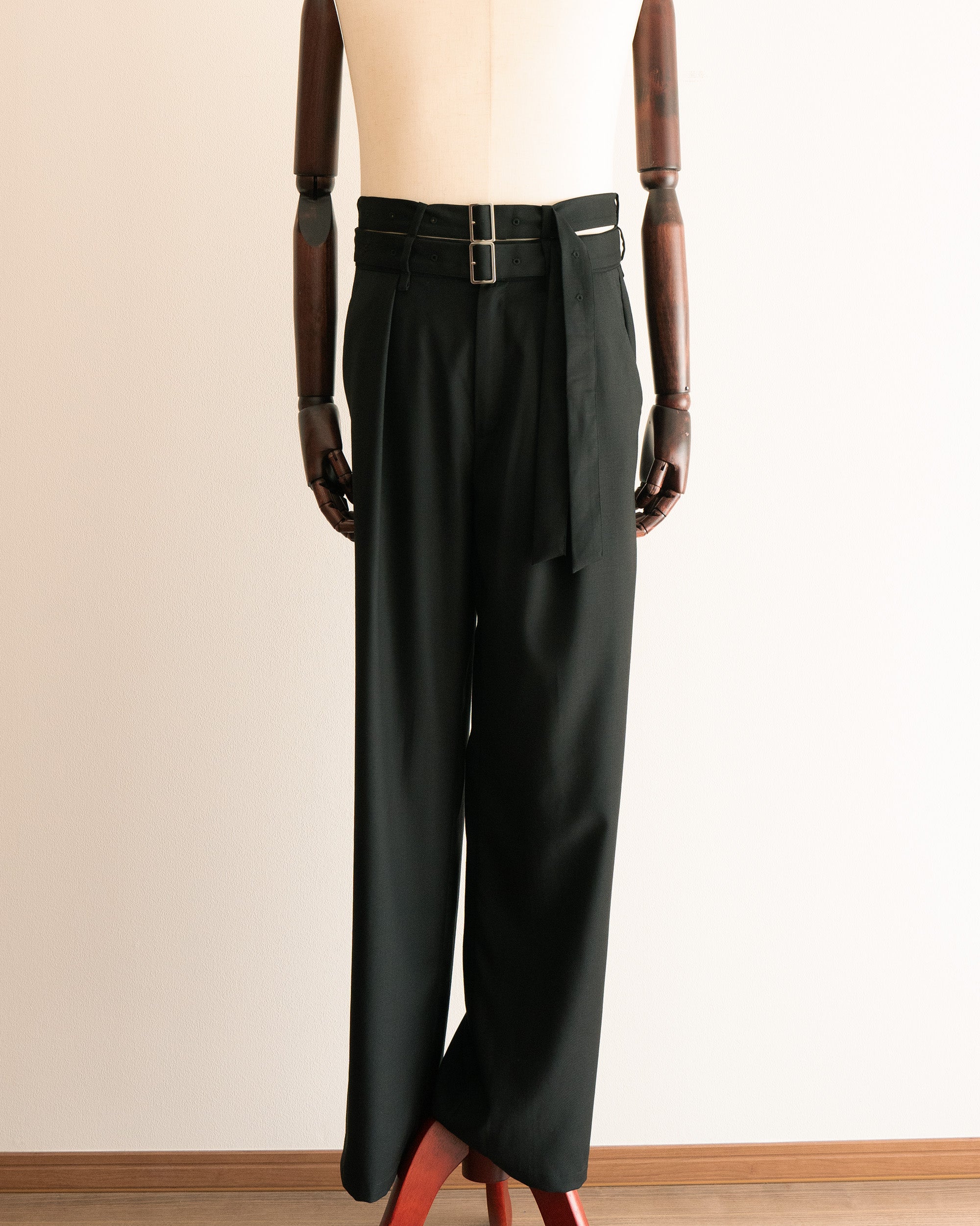 Being Trousers, BLACK