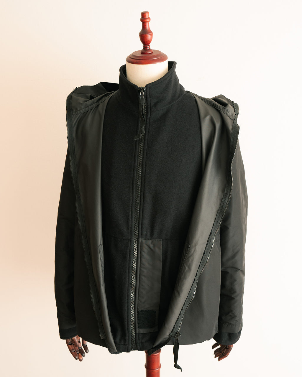 Urban Protection / Hooded Nylon Jacket