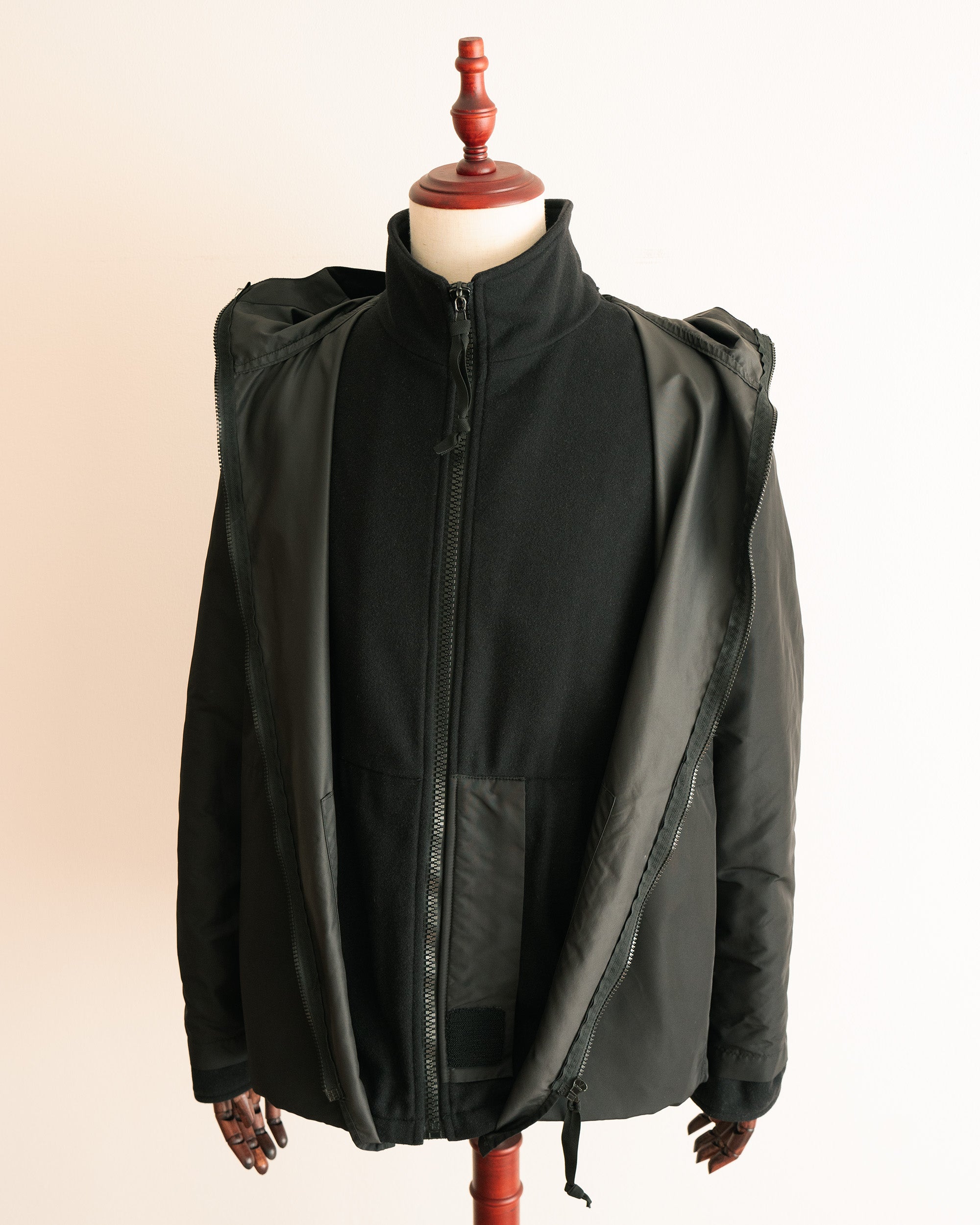 Urban Protection / Hooded Nylon Jacket