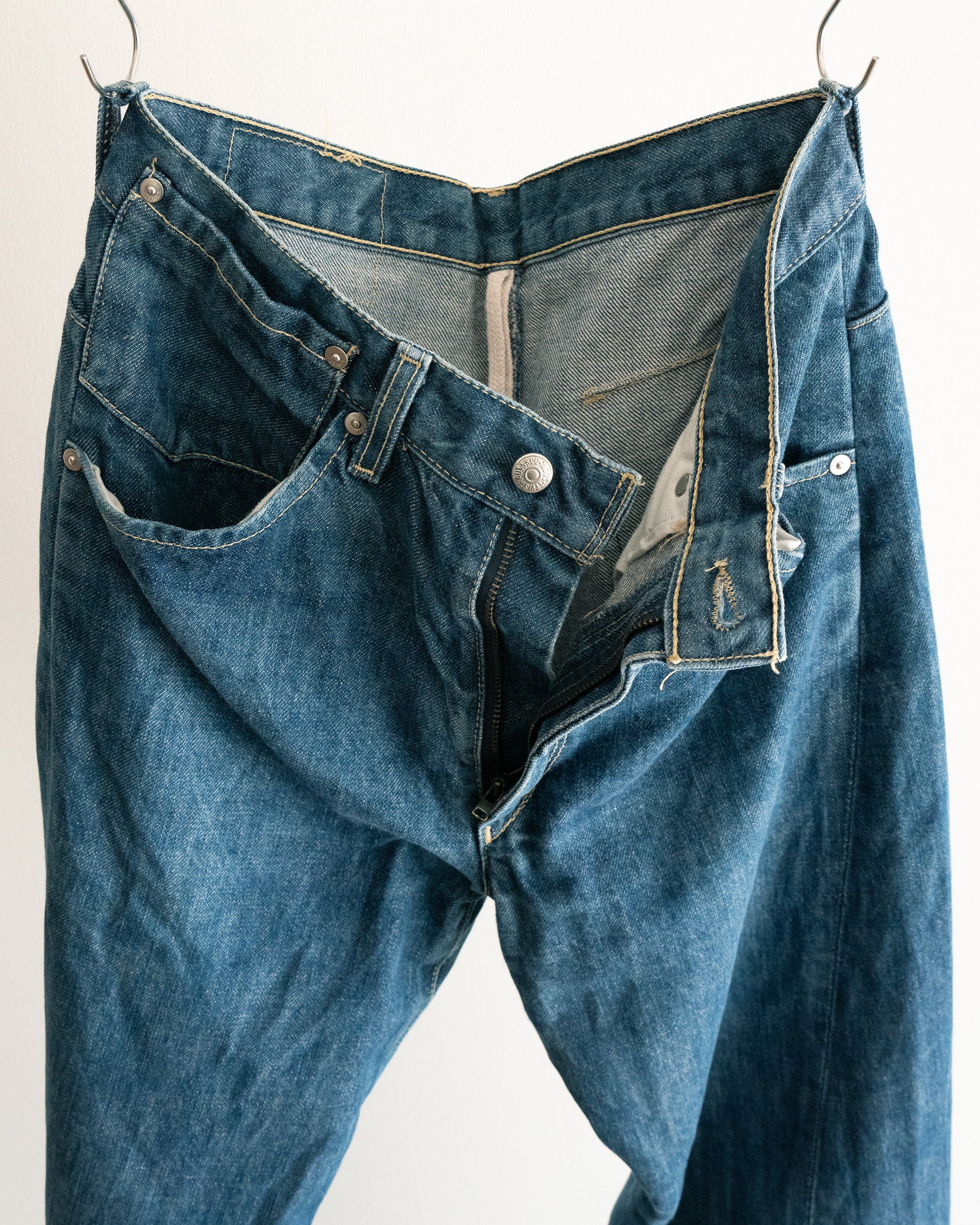 Euro Levi's Engineered Jeans