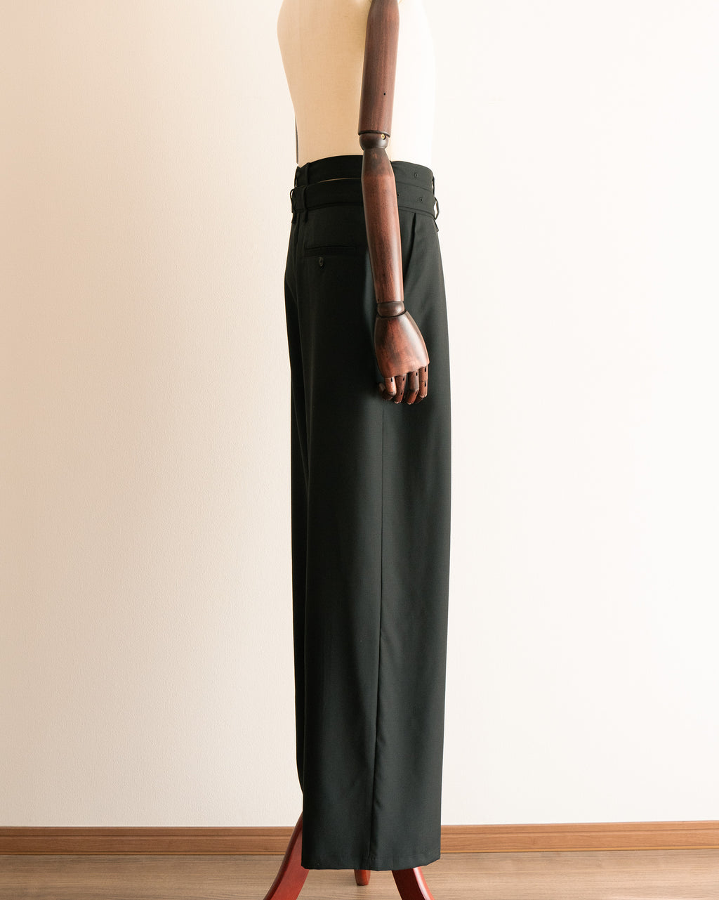 Being Trousers, BLACK