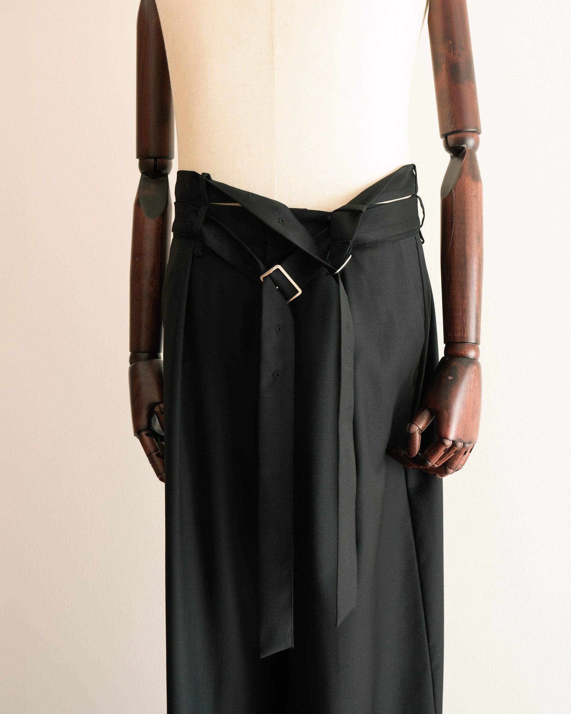 Being Trousers, BLACK