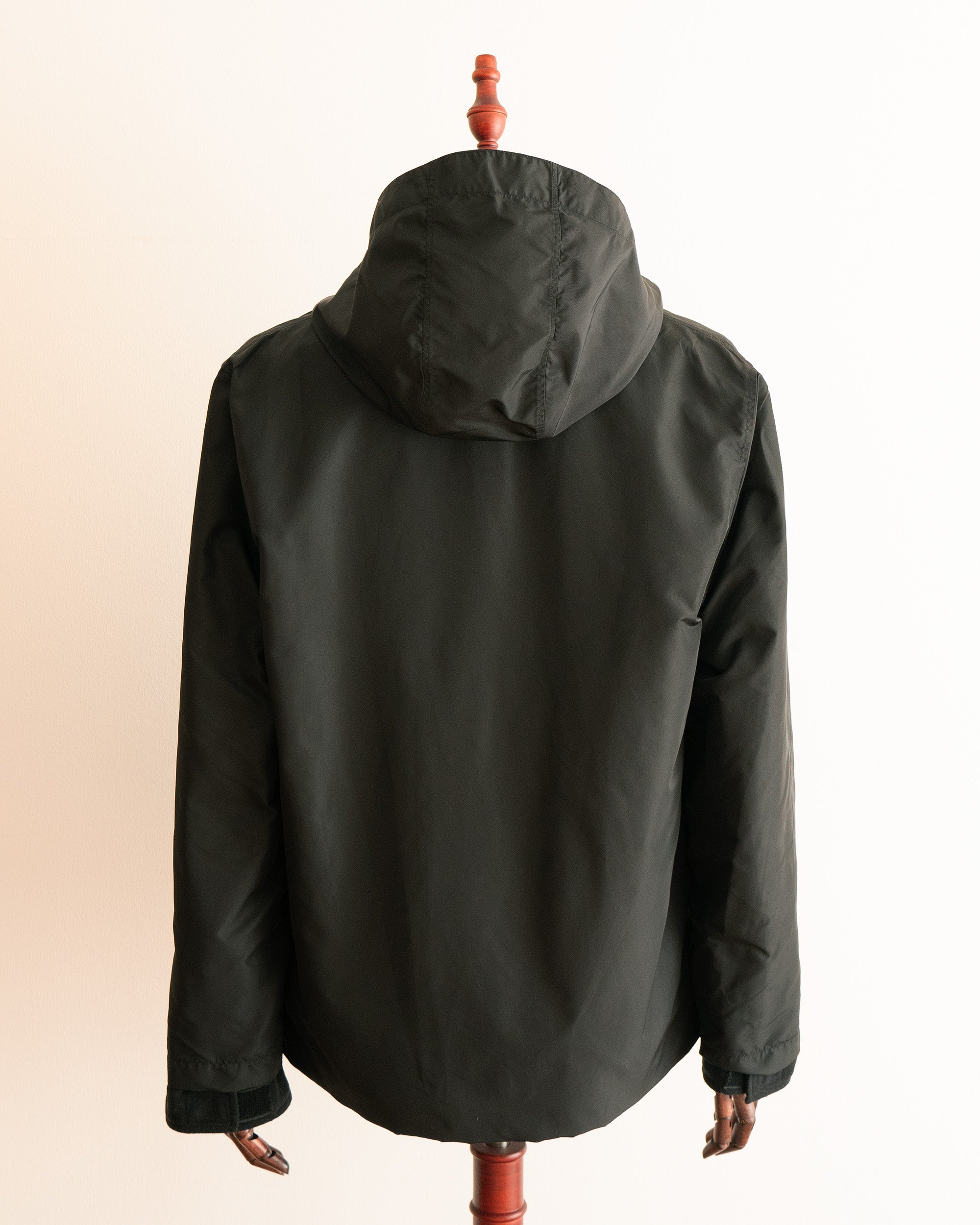 Urban Protection / Hooded Nylon Jacket