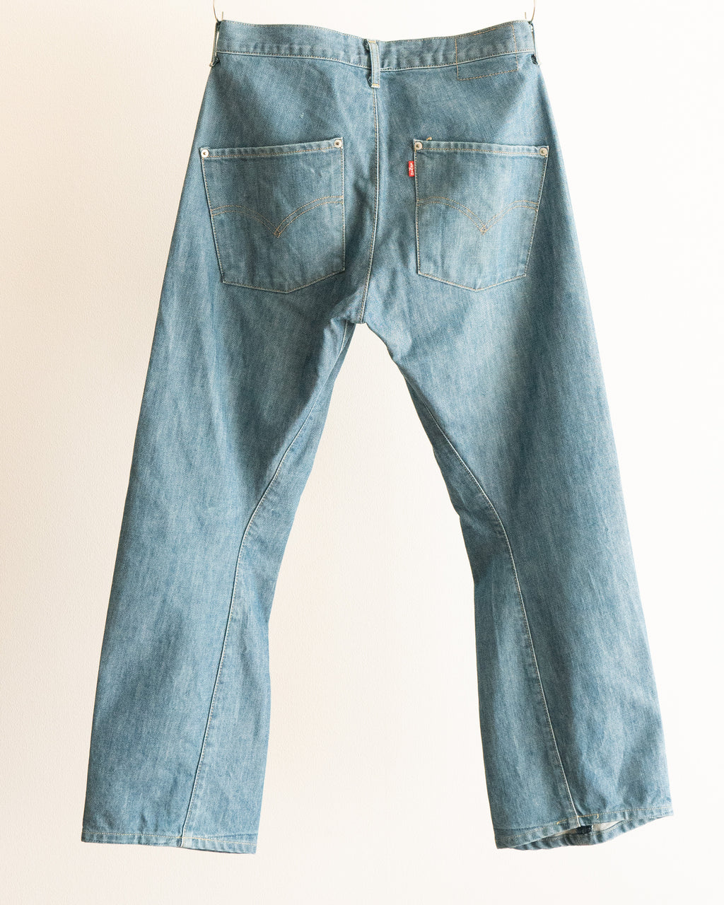 ENGINEERED JEANS RELAXED