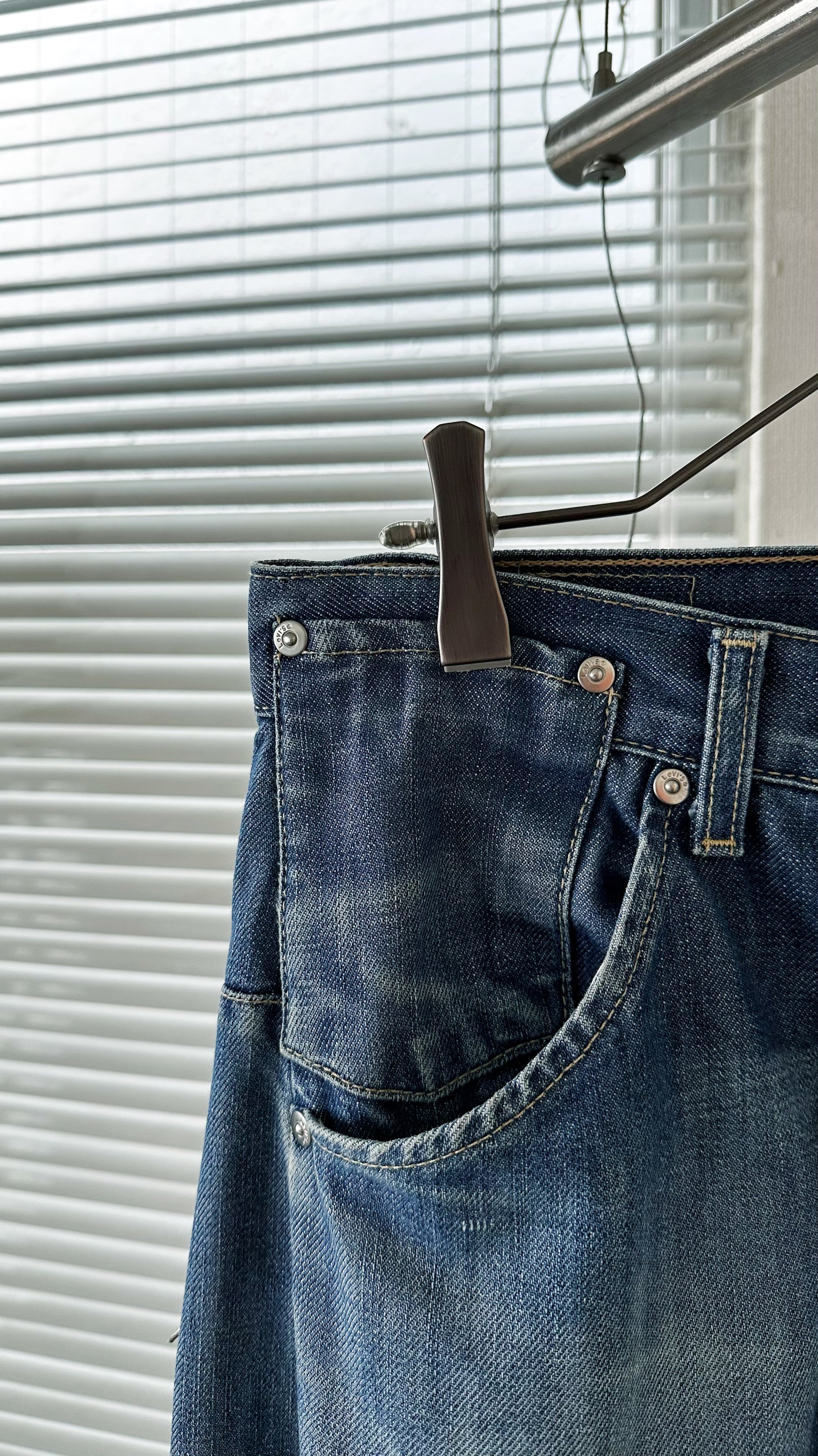 Euro Levi's Engineered Jeans