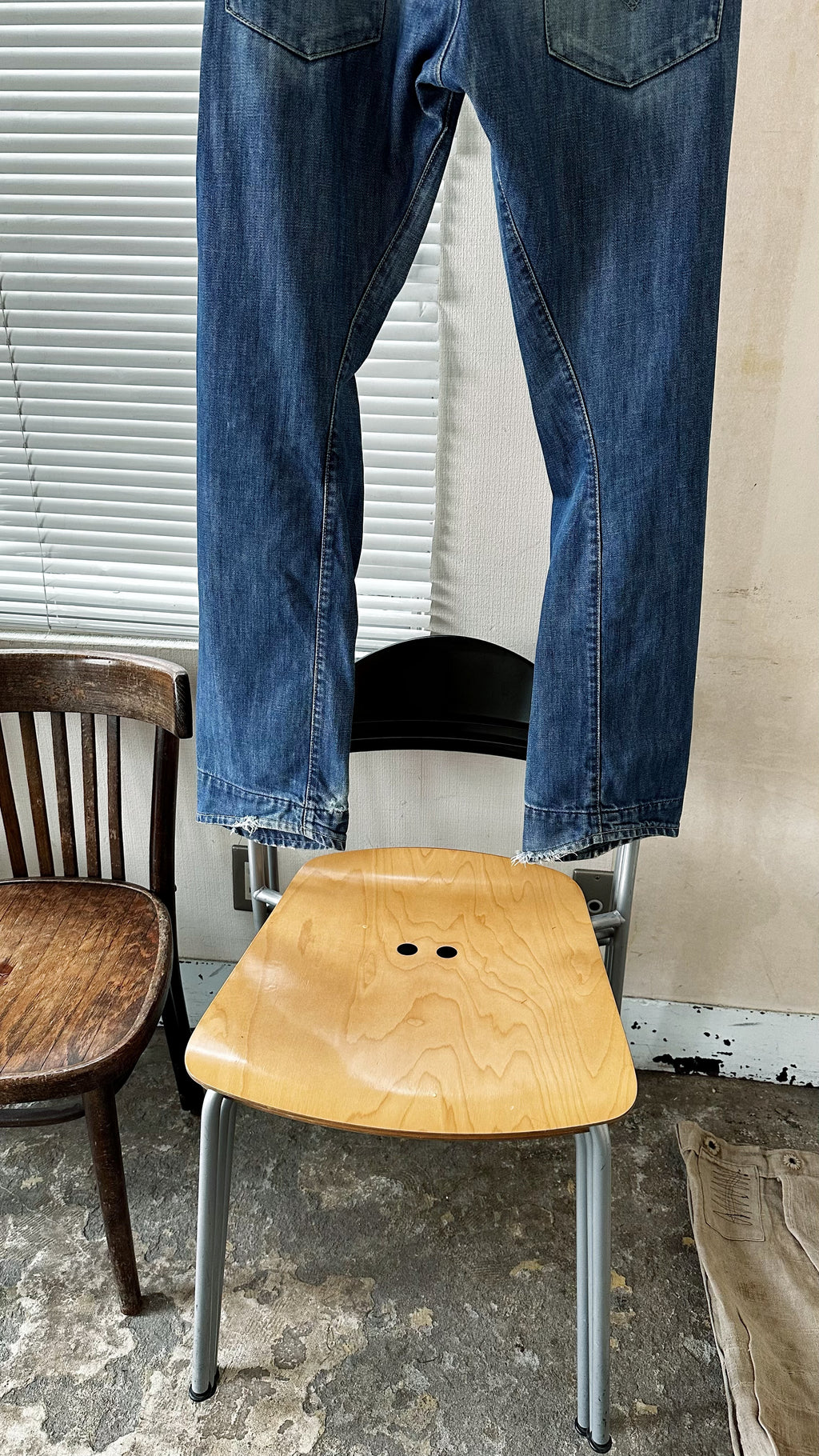 Euro Levi's Engineered Jeans