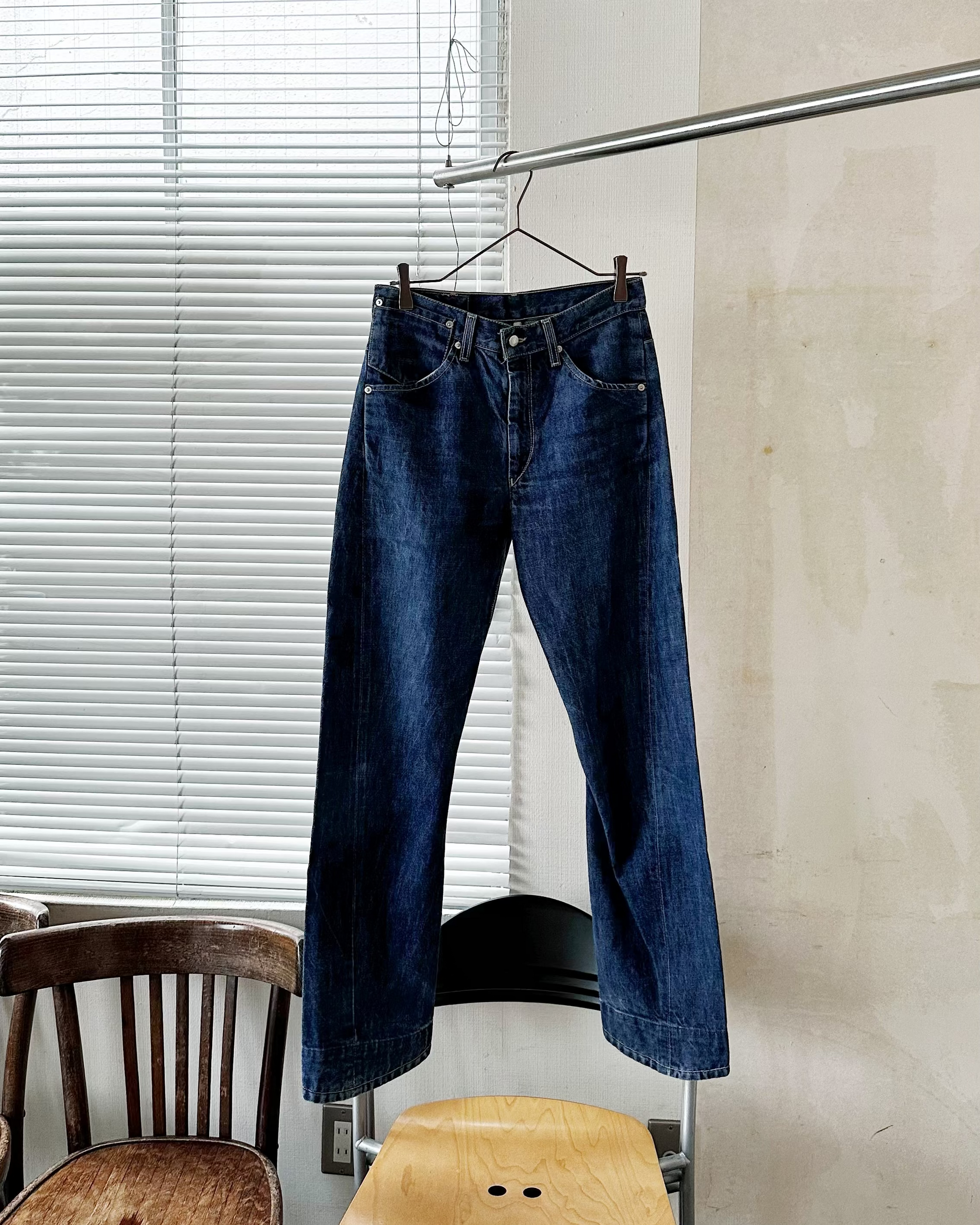 Euro Levi's Engineered Jeans