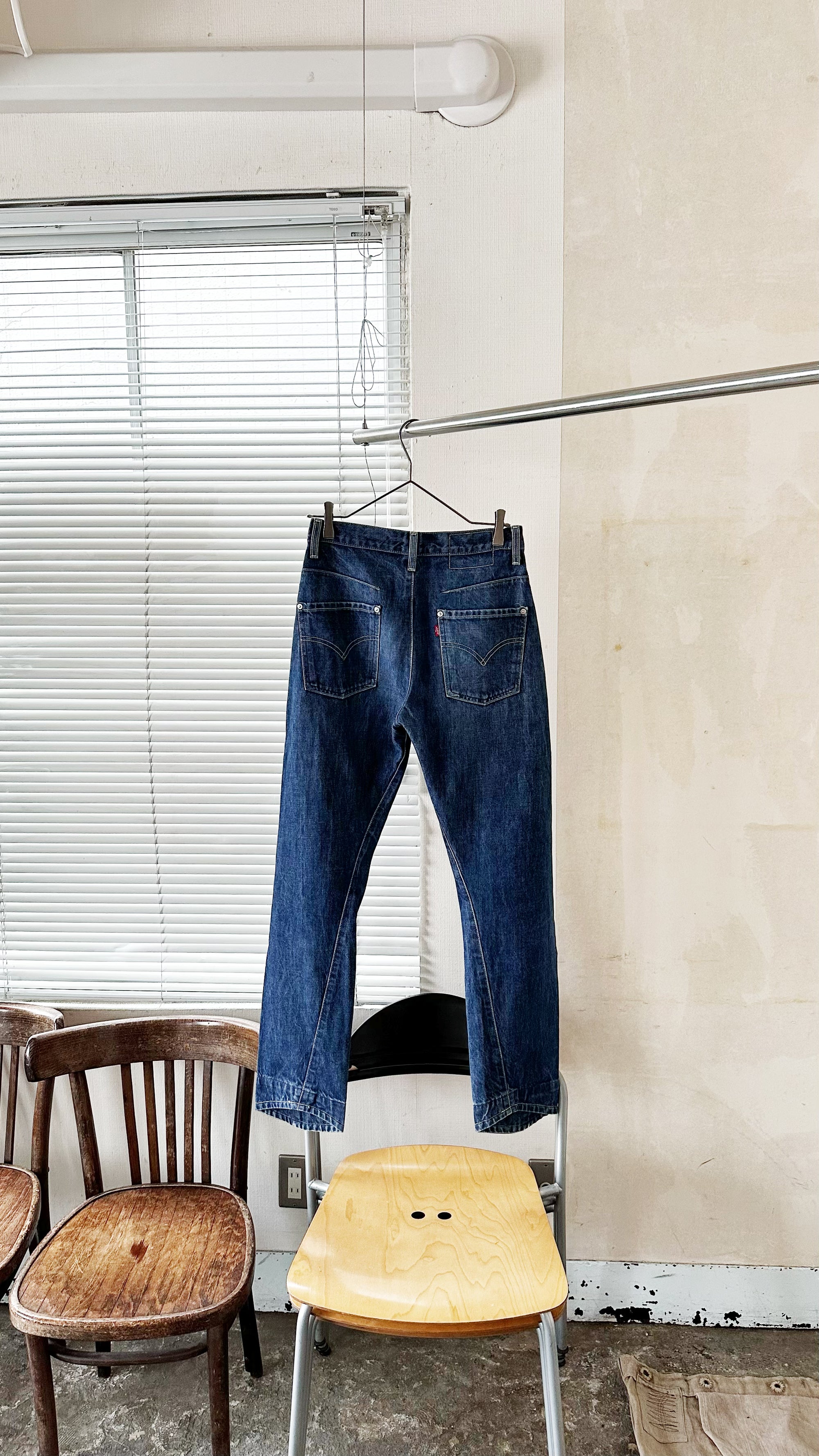 Euro Levi's Engineered Jeans